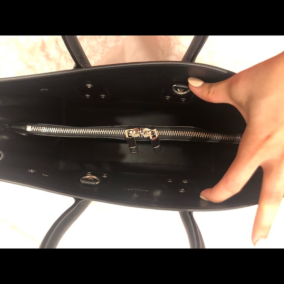 Classic Sac De Jour Small in Grained Leather - Picture 5 of 6